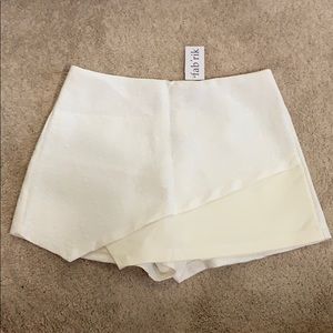 White Embroidered skort